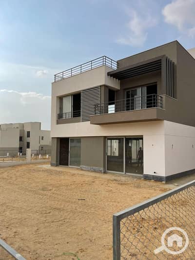3 Bedroom Townhouse for Sale in New Cairo, Cairo - a20d7cf1-e1d0-4811-ba50-c90770e2c13b. jpg