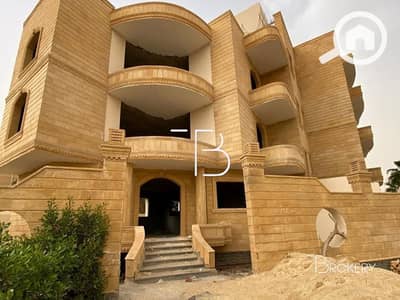 عقار سكني آخر 9 غرف نوم للبيع في 6 أكتوبر، الجيزة - 1 - Copy. png