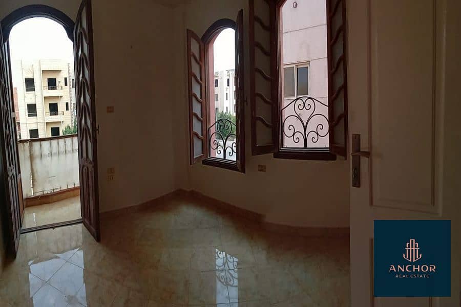 2,_900x600. jpg