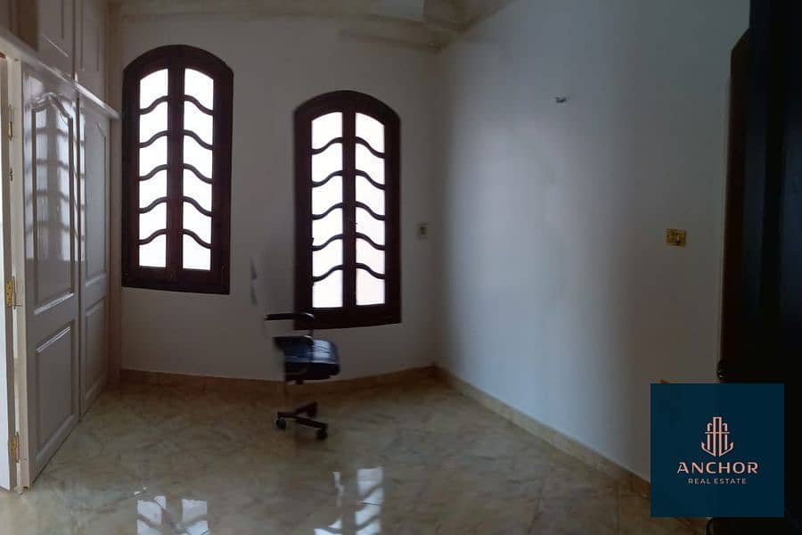 5 1_900x600. jpg