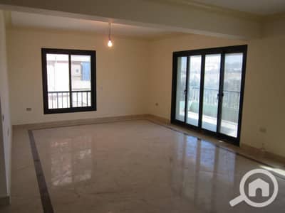 3 Bedroom Apartment for Sale in Zahraa Al Maadi, Cairo - LivingFamily. JPG