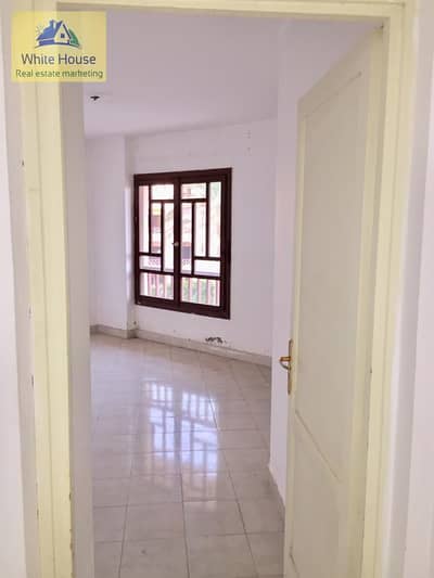 3 Bedroom Flat for Sale in New Cairo, Cairo - 163804610_4131159370249121_5424610984927177900_n. jpg