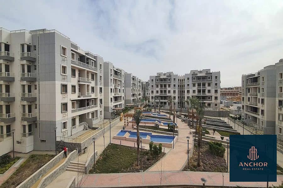 5 5_900x600. jpg