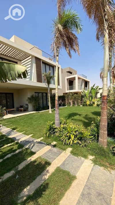 6 Bedroom Villa for Sale in 6th of October, Giza - 517395273_2607161362960099_3127801902277784498_n. jpg