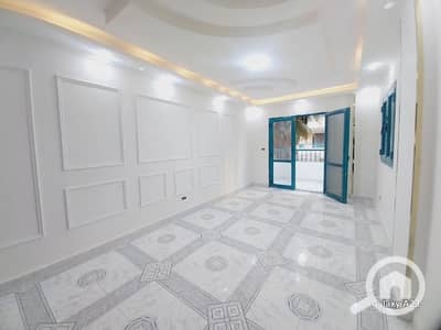 2 Bedroom Apartment for Sale in Nakheel, Alexandria - شقة للبيع في العجمي شاطئ النخيل في قلب الأسواق موقع سكني مسجله