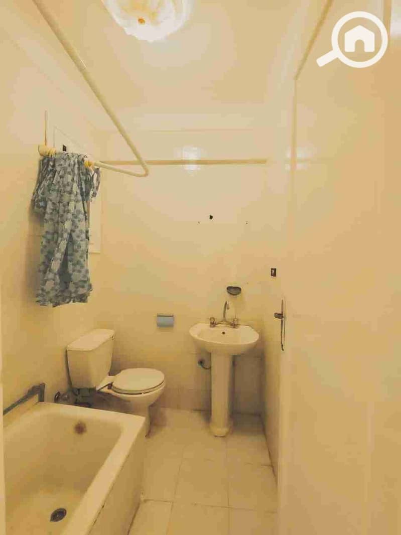 8 1000256164. jpg