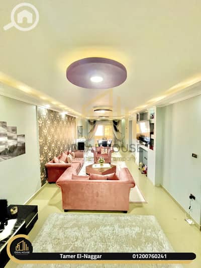 4 Bedroom Flat for Sale in Camp Caesar, Alexandria - f9. jpg