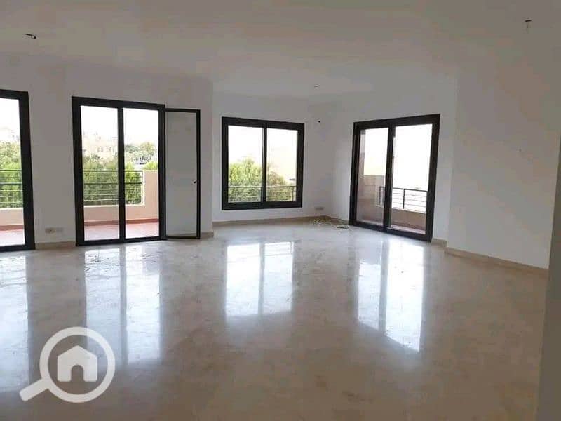 شقة للإيجار في سوديك ويست كمبوند كازا داخل بيفرلي هيلز