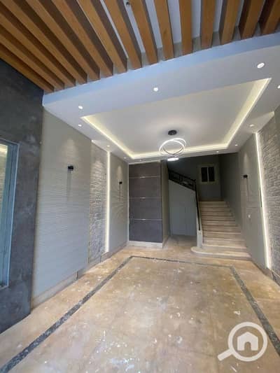 3 Bedroom Flat for Sale in New Cairo, Cairo - شقه جنوب الاكاديميه