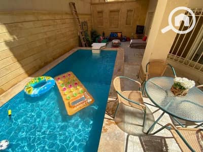 3 Bedroom Duplex for Sale in New Cairo, Cairo - دوبلكس للبيع في التجمع منطقه البنفسج موقع مميز