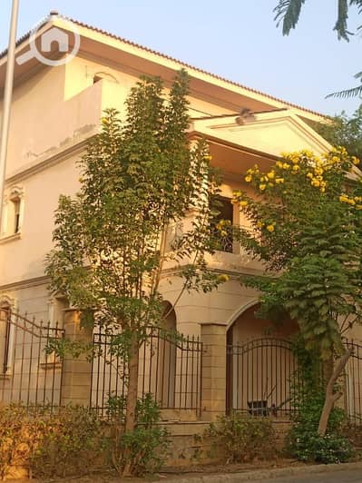 5 Bedroom Villa for Sale in New Cairo, Cairo - Standalone villa in Maxim Compound in New Cairo