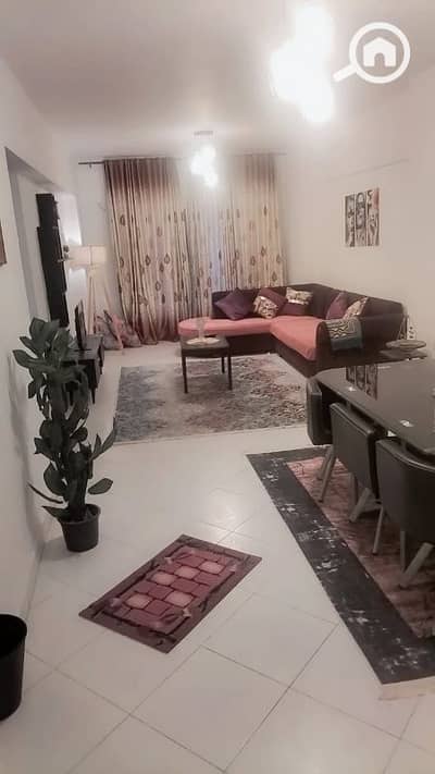 2 Bedroom Flat for Rent in Montazah, Alexandria - مفروش مكيف منتزة ،2غرف وريسبشن 3ق مكيف