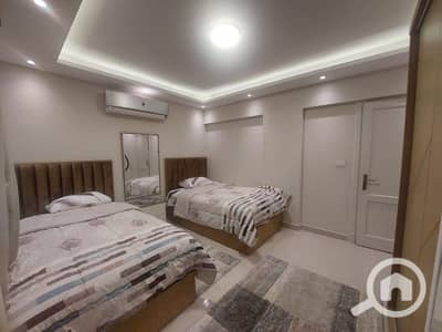 2 Bedroom Apartment for Rent in New Cairo, Cairo - شقة 99 متر إيجار مفروش فرش فندقي بالسابعه الجديده