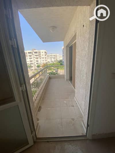 3 Bedroom Flat for Sale in Madinaty, Cairo - للبيع فى مدينتى شقة 140 م بجوار المسجد والخدمات