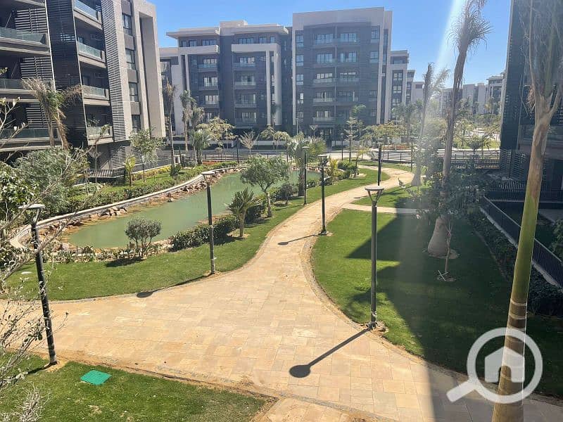 شقة للبيع فى بريفادو على البحيرات بجوار المسجد شقة للبيع فى بريفادو على البحيرات بجوار المسجد