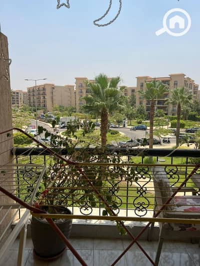 3 Bedroom Apartment for Sale in New Cairo, Cairo - أمتلك شقة 162 م فيو ميدان ووايد جاردن