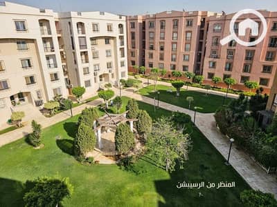 شقة 3 غرف نوم للايجار في القاهرة الجديدة، القاهرة - شقه للإيجار القانون ١٦٠ مترتشطيبات شركه فيو وايد جاردن بسعر مميز