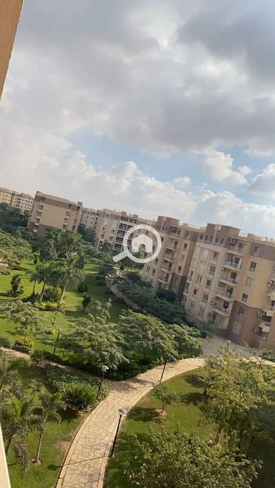 3 Bedroom Apartment for Sale in Madinaty, Cairo - للبيع بمدينتي شقه 133متر في B11 فيو جاردن وبجوار الخدمات والمسجد