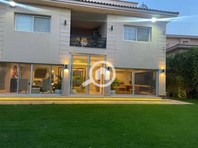 5 Bedroom Villa for Rent in Madinaty, Cairo - للايجار فيلا ستاند الون مفروشة فرش مودرن وبتشطيب الترا سوبر لوكس