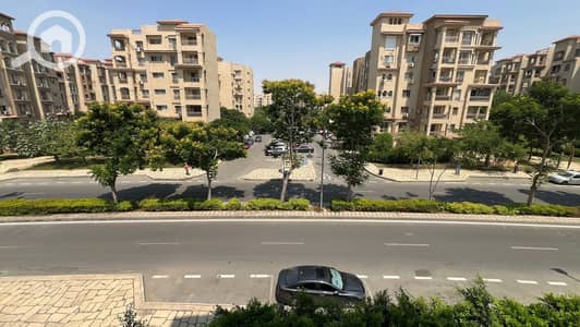 3 Bedroom Flat for Sale in Madinaty, Cairo - فرصة للبيع 140م في مدينتي – منطقة B3أمام South Parkبالتكيفات ومطبخ