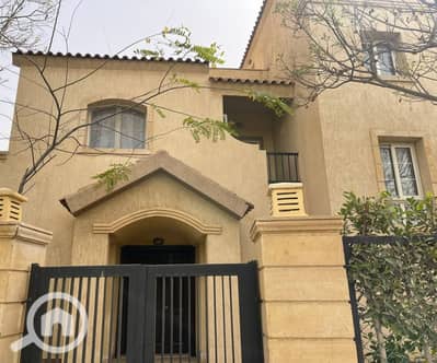 3 Bedroom Villa for Rent in Madinaty, Cairo - فيلا stand alone فاخرة فندقية للايجار مفروش بموقع ممتاز
