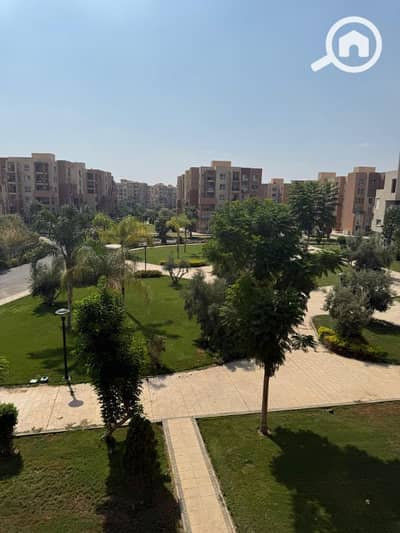 3 Bedroom Flat for Sale in Madinaty, Cairo - للبيع بمدينتي شقه 245متر فيو وايد جاردن بمقدم وأقساط واستلام فورى