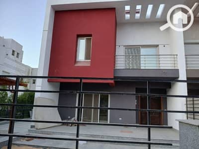 3 Bedroom Townhouse for Rent in Madinaty, Cairo - فيلا تاون للايجار بمدينتى بسعر لقطة اول سكنVilla for Rent in Madinty