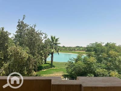 5 Bedroom Villa for Sale in Madinaty, Cairo - فيلا B ستاند الون فيو البحيرات للبيع في مدينتي امام فندق الفورسيزون