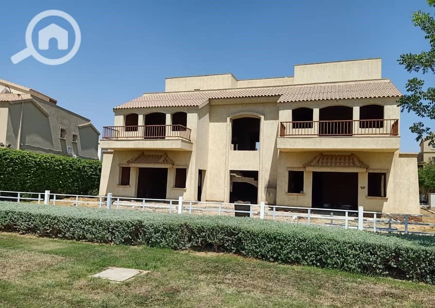 فيلا فيو البحيرات والجولف بسعر تجارى بمدينتى Villa for Sale in Madinty