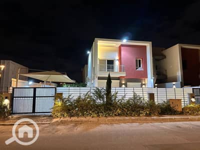 فیلا 3 غرف نوم للبيع في مدينتي، القاهرة - 002b39bd-fd3c-4ec7-8941-eb625d58edcb. jpg