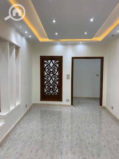 مکتب  للايجار في لوران، الإسكندرية - bff26f94-323e-4412-86c4-020c986a3301. jpg