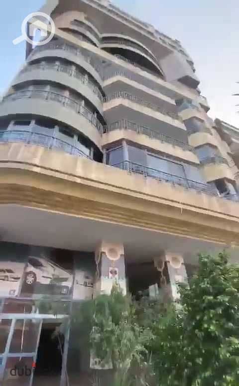 4 WAKYiosk9LIVBq6ucbu7jRcoQswqAAD0ouvz8Yup. jpg