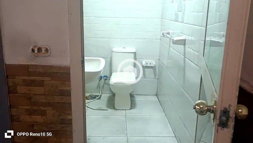 17 WhatsApp Video 2025-08-11 at 9.53. 05 PM_000154. jpg