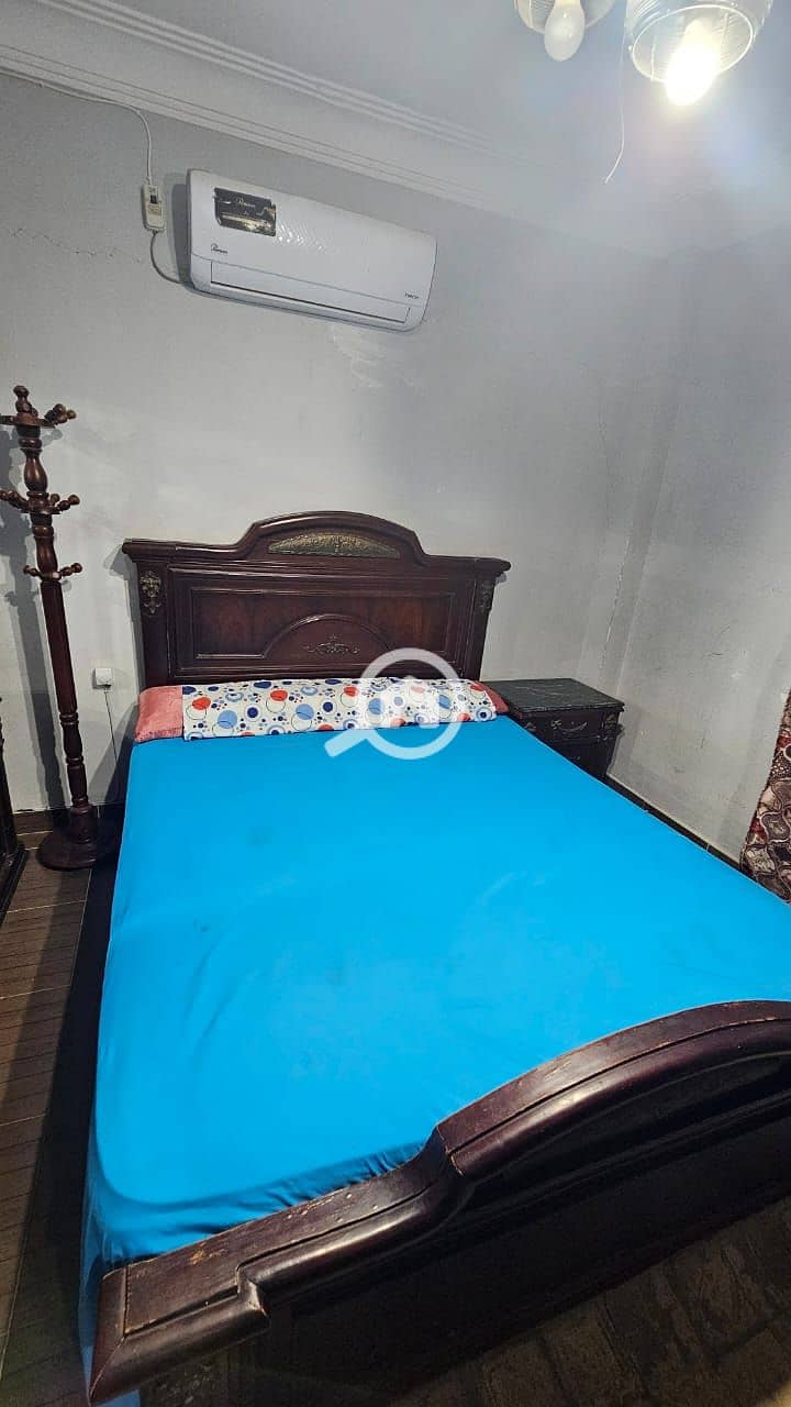 11 c895cafc-6dd3-41cd-ab33-fdb9b6da3b3a. jpg