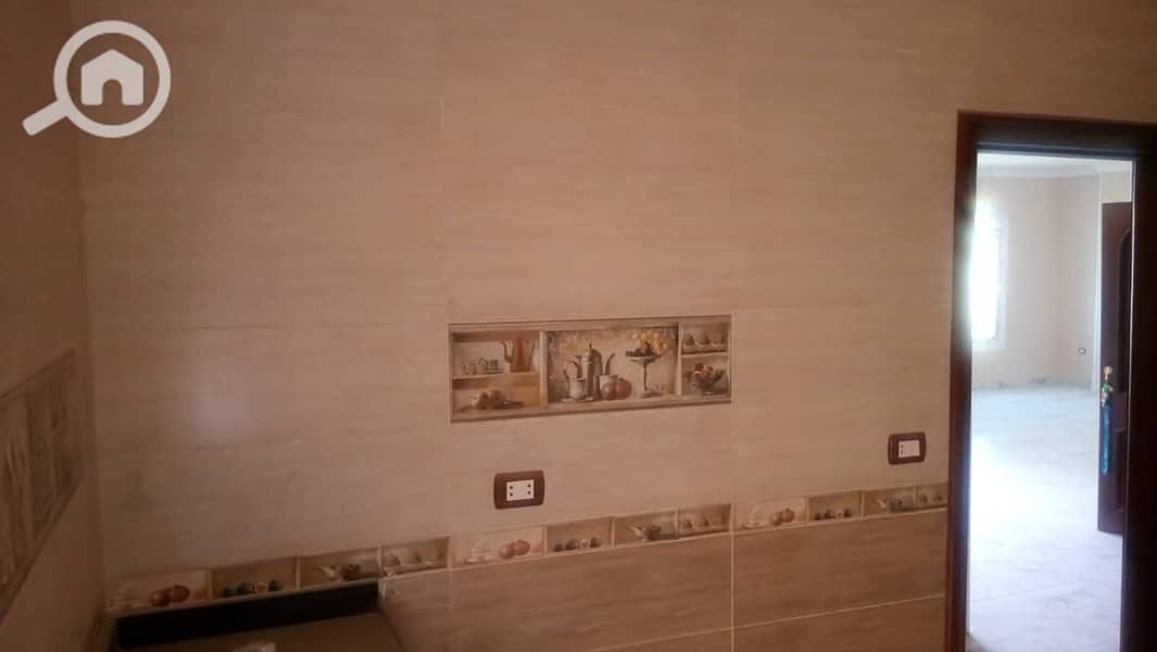 4 3e0cf8bb-75ba-4603-896e-e6301c68cb47. jpg