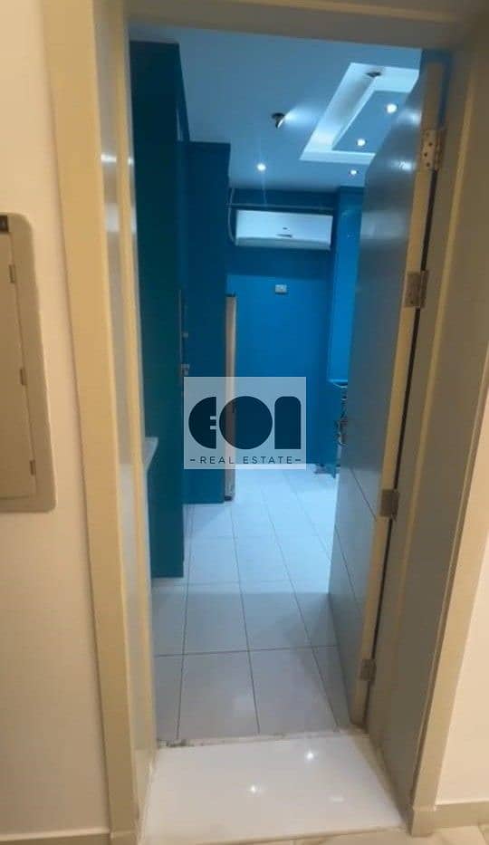 10 824de9d4-3b9a-4964-9570-569b63103083. jpeg