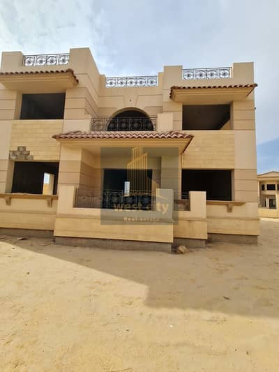 فیلا 4 غرف نوم للبيع في الشيخ زايد، الجيزة - IMG-20250810-WA0022. jpg
