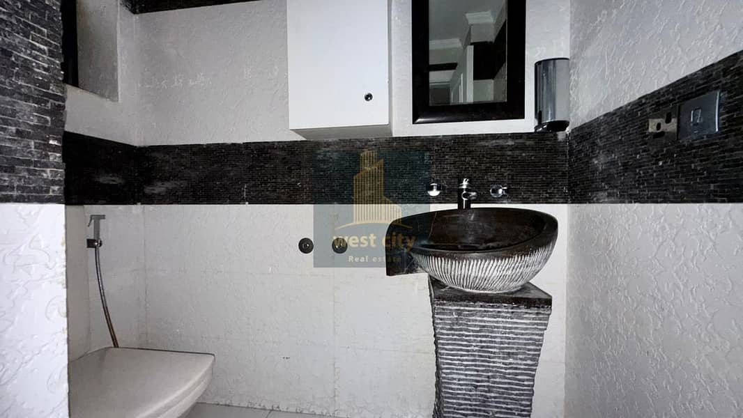 8 IMG-20250227-WA0081(1). jpg