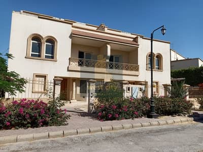 توين هاوس 4 غرف نوم للبيع في الشيخ زايد، الجيزة - IMG-20250813-WA0094. jpg