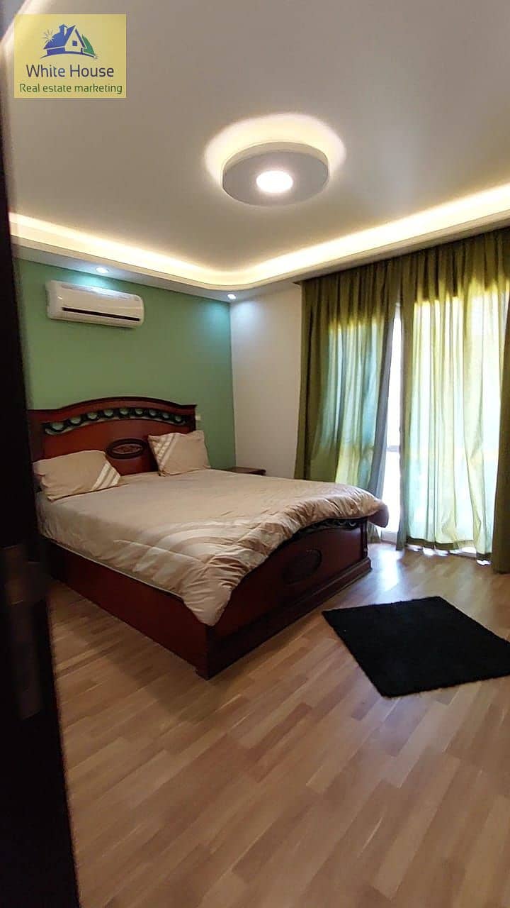 10 aa9673c9-6ee1-44f8-b38e-eeabc5310a60. jpg