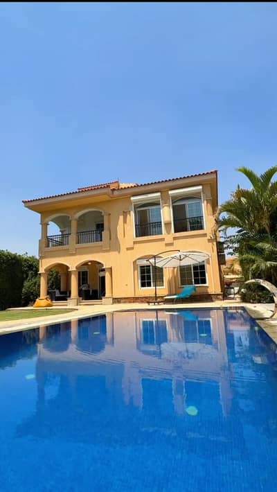 فیلا 4 غرف نوم للايجار في مدينتي، القاهرة - Luxury villa for rent in Madinaty, offering a quiet and prime location