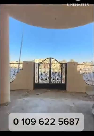 فیلا 4 غرف نوم للبيع في العبور، القاهرة - فيلا للبيع علي خط عشره موقع ممتاز