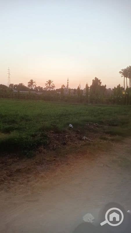 ٥ قيراط للبيع طريق المنصوريه
