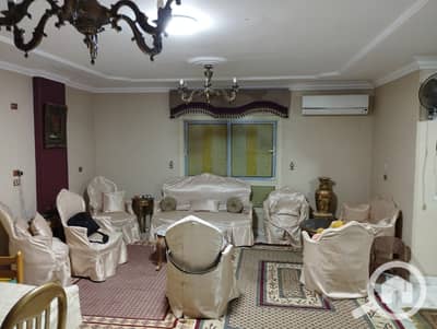 3 Bedroom Apartment for Sale in Mokattam, Cairo - شقة 240 م في شارع السنترال الهضبة العليا المقطم