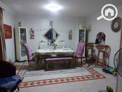 3 Bedroom Flat for Sale in 6th of October, Giza - شقه للبيع بالحي الثاني خطوات لجامعة msa