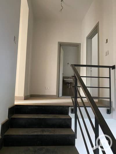 3 Bedroom Duplex for Sale in Shorouk City, Cairo - 679b4783-076d-4862-a71e-c5a1c6b8a019. jpg