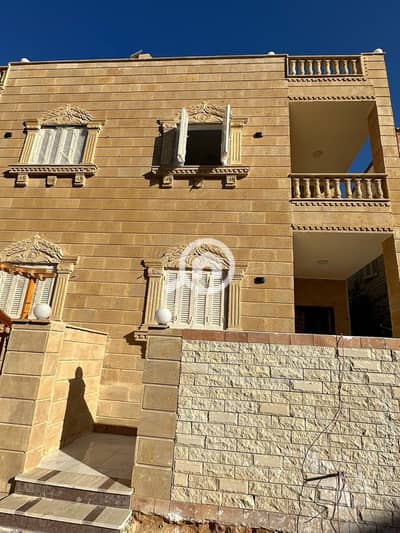فیلا 4 غرف نوم للبيع في الساحل الشمالي، مطروح - 1. jpg