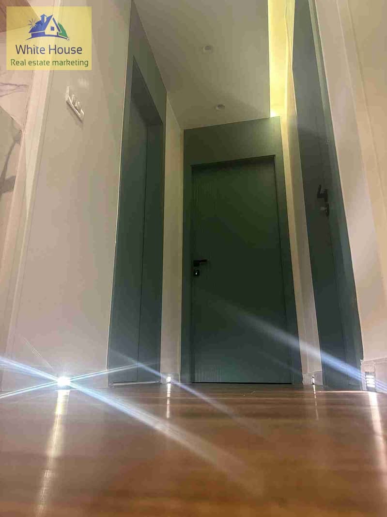 9 1000644279. jpg