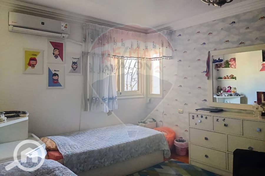 8 8. jpg