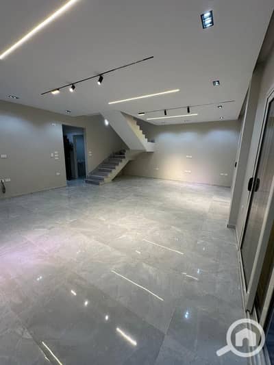 4 Bedroom Townhouse for Sale in Sheikh Zayed, Giza - WhatsApp Image 2025-07-28 at 10.54. 21_1a83f77a. jpg
